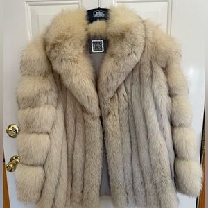 Vintage Saga Fox Fur Coat Excellent Condition 100% Bemberg